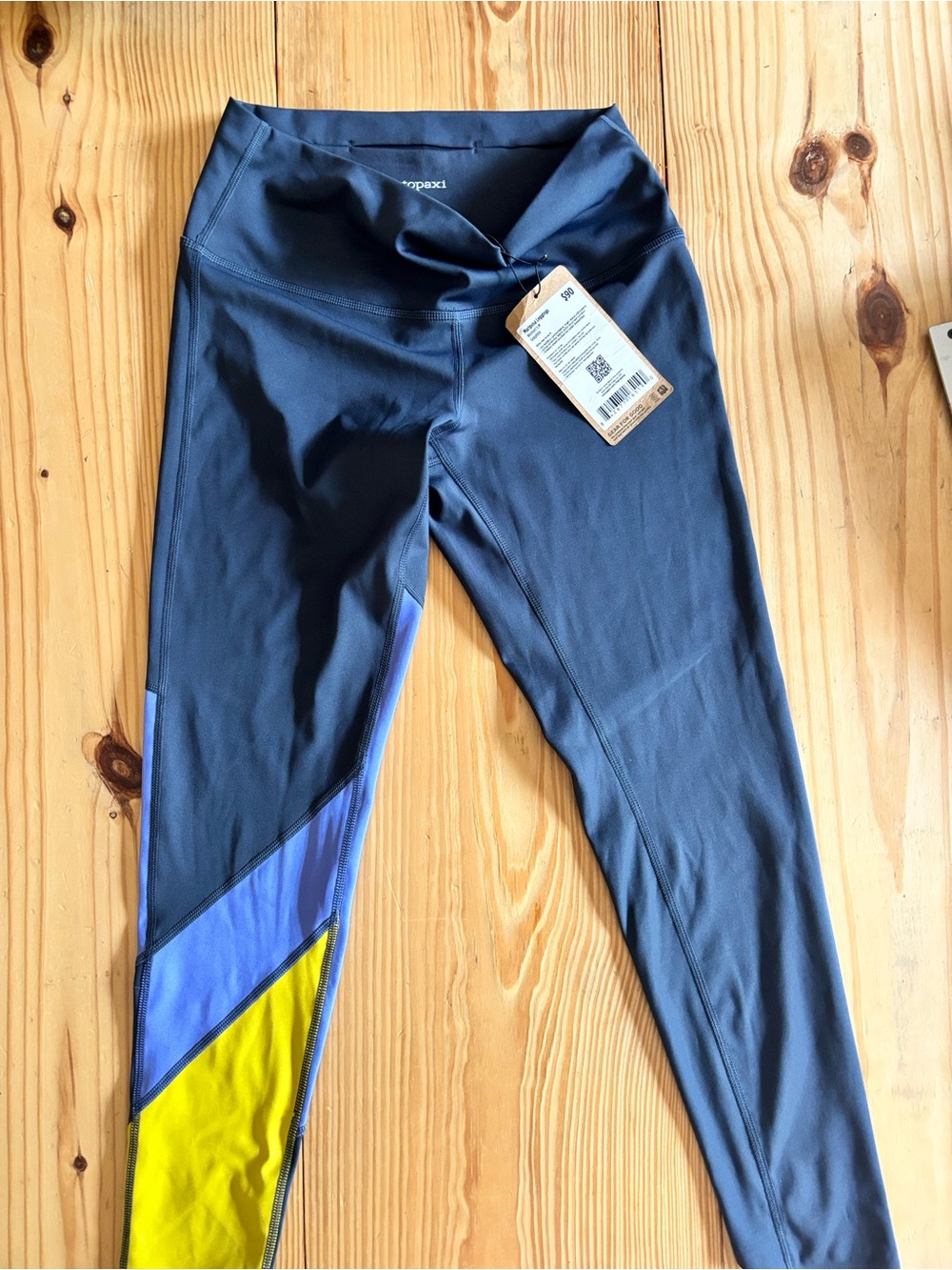 cotopaxi Mariposa Leggings in graphite with Colorblock Panels size M